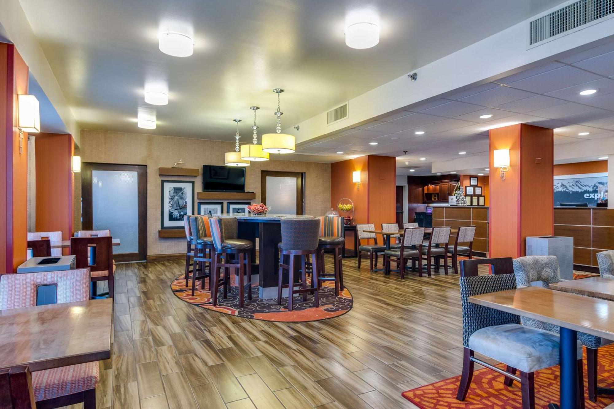 Hampton Inn Johnson City Extérieur photo