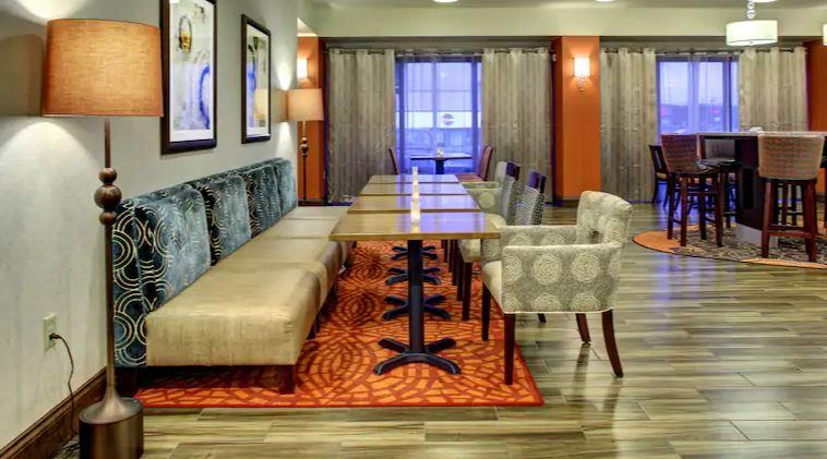Hampton Inn Johnson City Extérieur photo